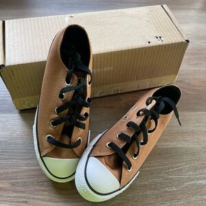 Converse - Kid size 1.5